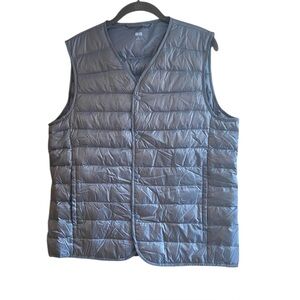 Uniqlo Quilted Liner Vest Lightweight Snap Front Gray Men’s Medium
